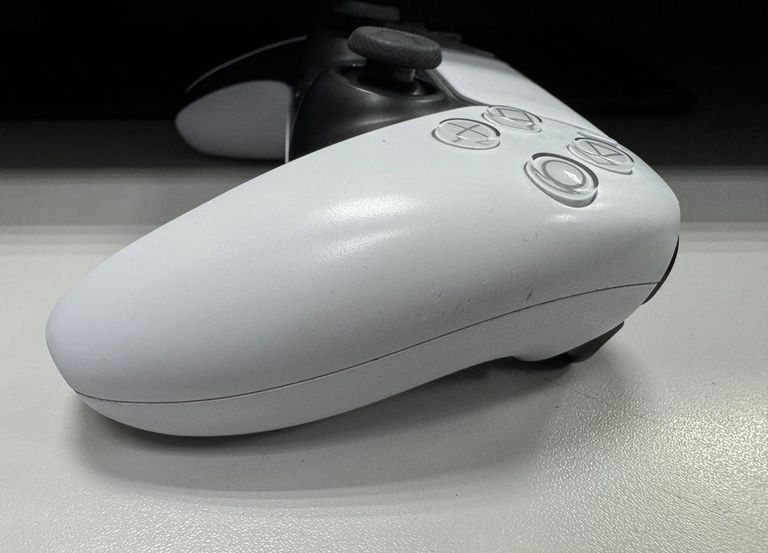 Дешево Sony DualSense Black з ломбарду