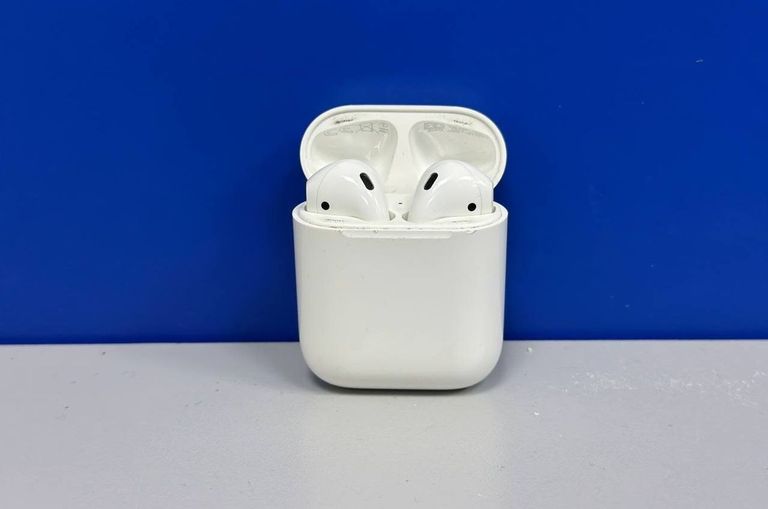 Купить Apple airpods 2nd generation a1602, a2031, a2032 Б/У