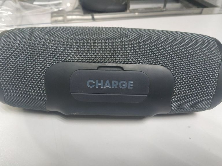 Дешиво Jbl charge essential 2 с ломбарда