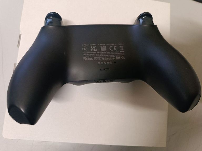 Дешиво Sony DualSense Black с ломбарда