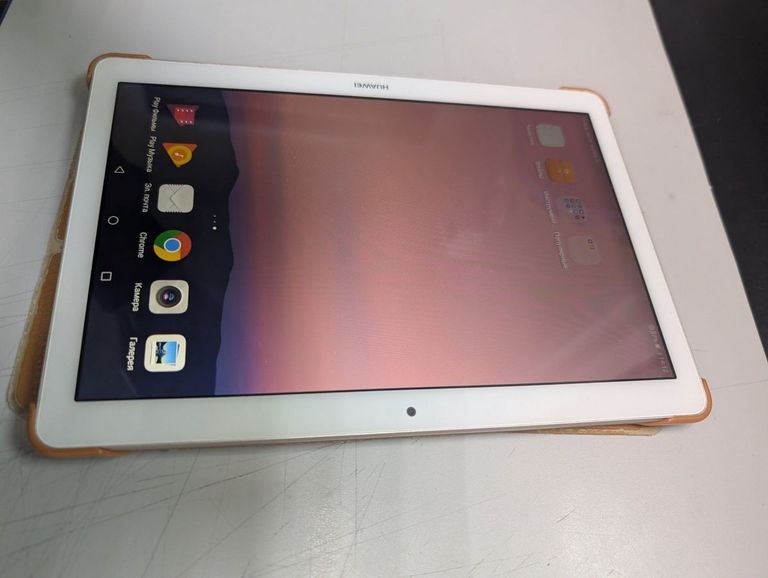 Оголошення Huawei mediapad t3 10 16gb Б/У