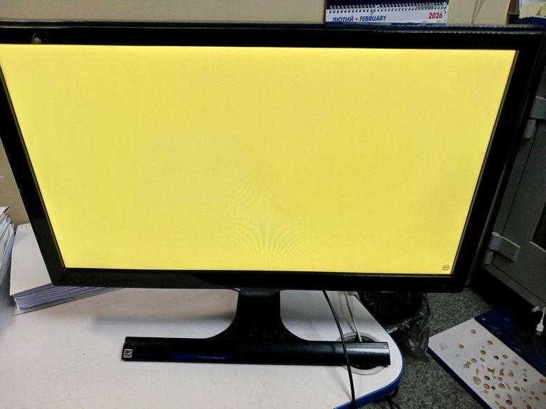 Купити Samsung s22e390h (ls22e390hso/ci) Б/У