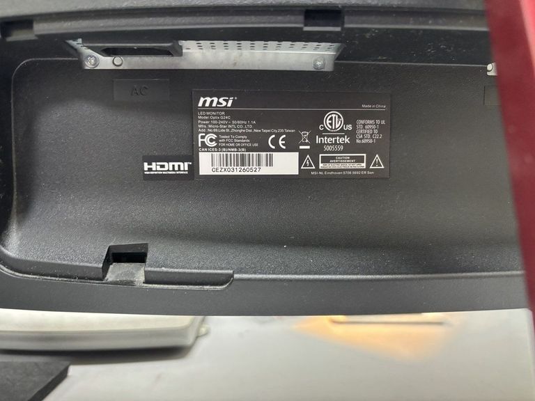 Дешево Msi Optix G24C з ломбарду