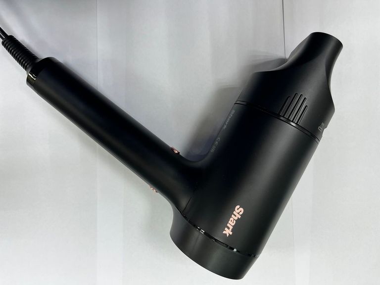 Объявление Shark Style iQ Hairdryer & Styler HD102EU Б/У