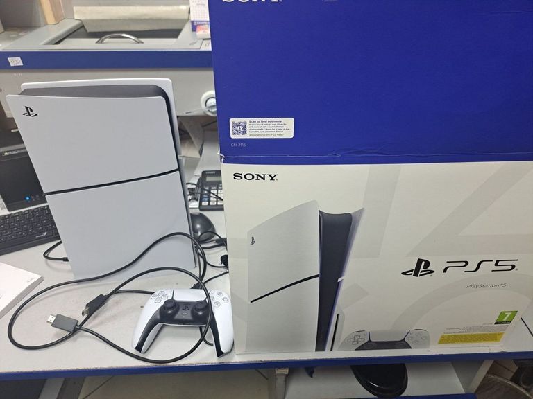 Дешиво Sony PlayStation 5 Slim 1TB с ломбарда