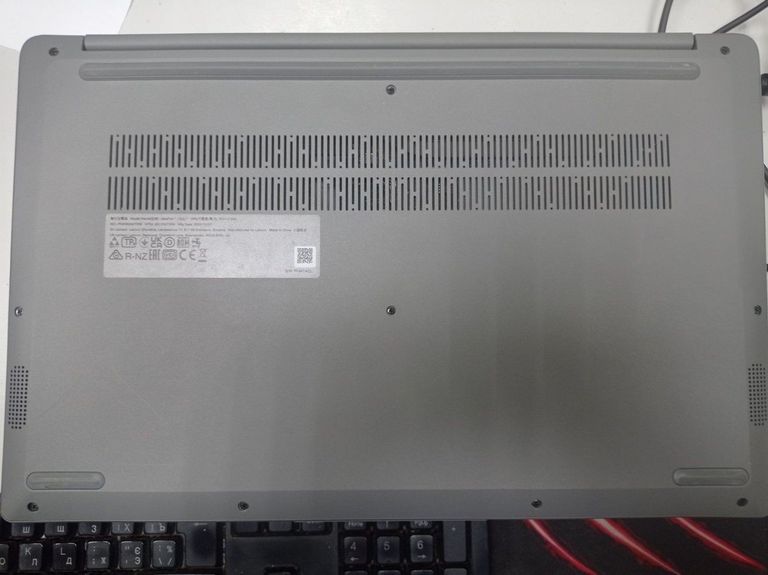 Купити Lenovo 15/pentium n6000 ddr4/8gb ddr4/hdd *відсутній/ssd 256 gb/*інтегрована Б/У