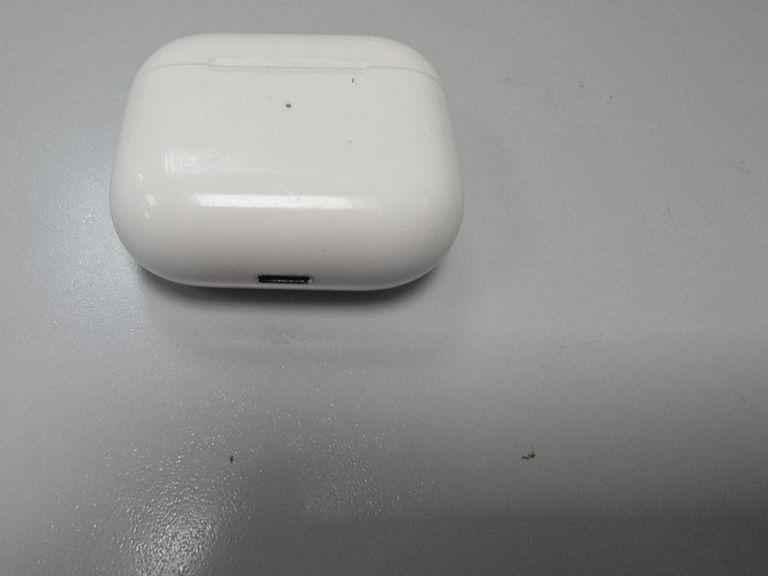 Купити Apple airpods 3rd generation Б/У