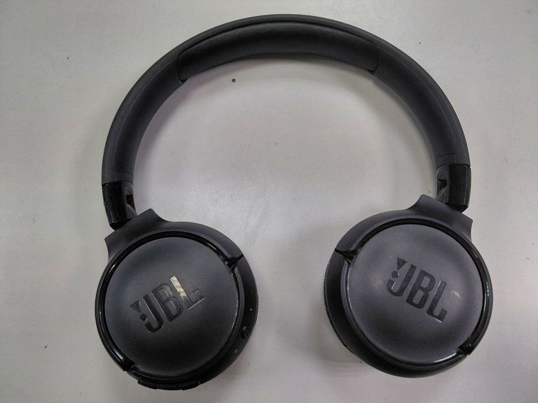 Купити Jbl tune 520bt Б/У