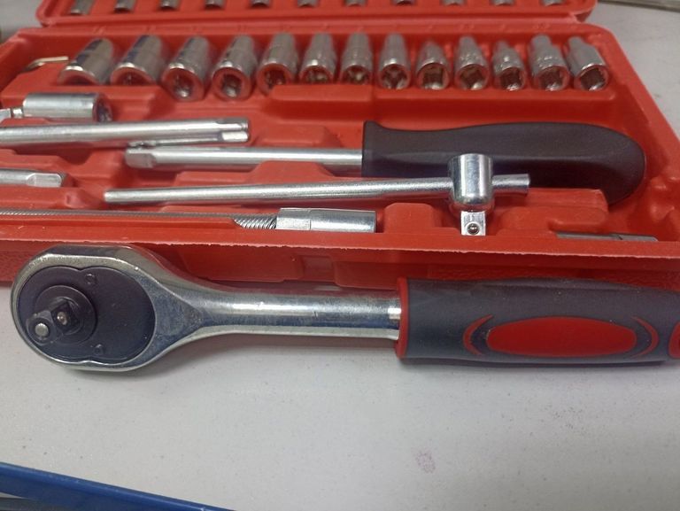 Купити Без Виробника cr-v 46 pcs Б/У