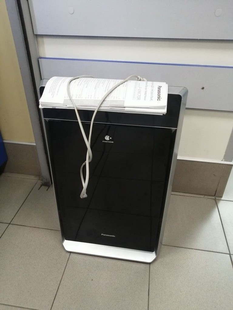Купить Panasonic F-VXK70R-K Б/У