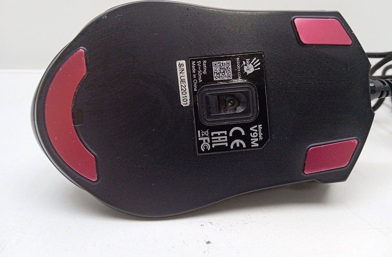 Розпродаж Bloody V9M Black, продавець Техноскарб