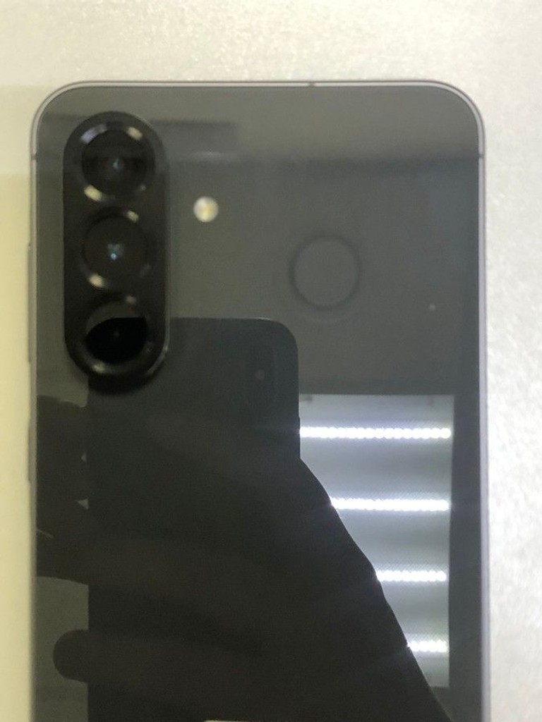 Дешево Samsung galaxy a56 5g 8/256gb з ломбарду