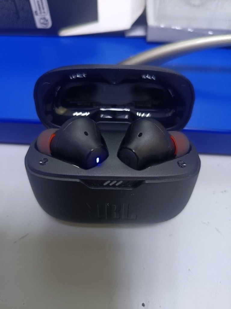 Купити Jbl tune 235nc Б/У