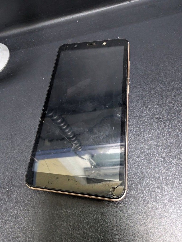 Дешиво Tecno pop 3 1/16gb с ломбарда