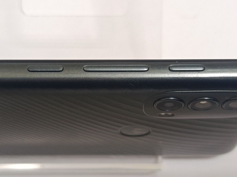 Motorola moto g32 6/128gb xt2235-2 Код:01-200962539. Изображение 7
