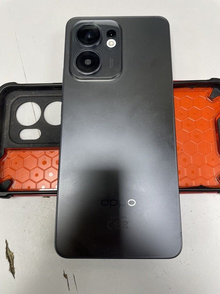 Купити Oppo reno13 f 5g 8/256gb Б/У