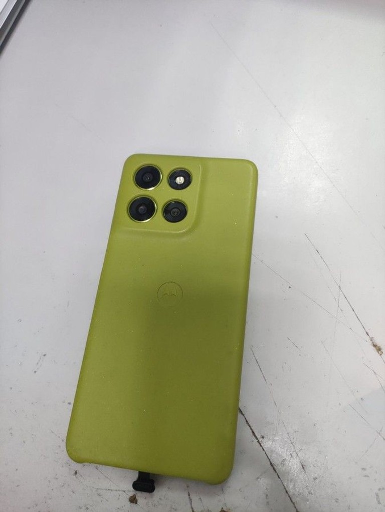 Дешево Motorola moto g86 5g 8/256gb з ломбарду