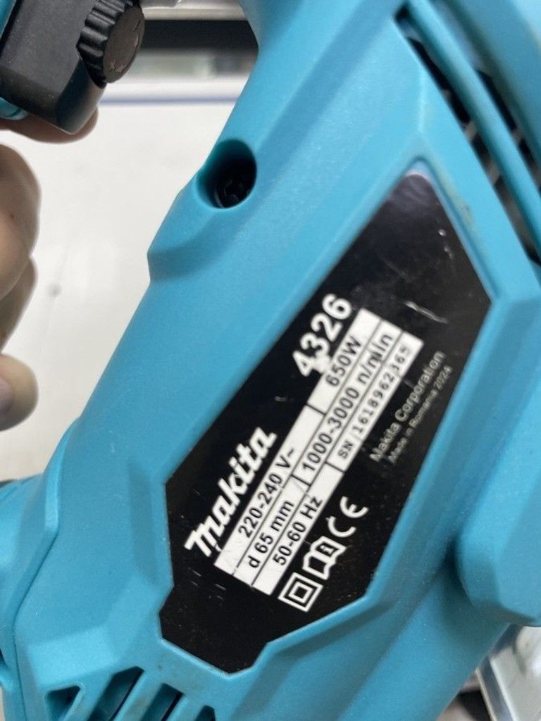Розпродаж Makita 4326, продавець Техноскарб
