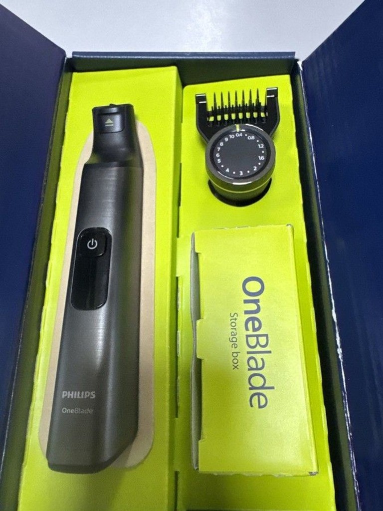 Дешево Philips OneBlade Pro 360 QP6552/15 з ломбарду