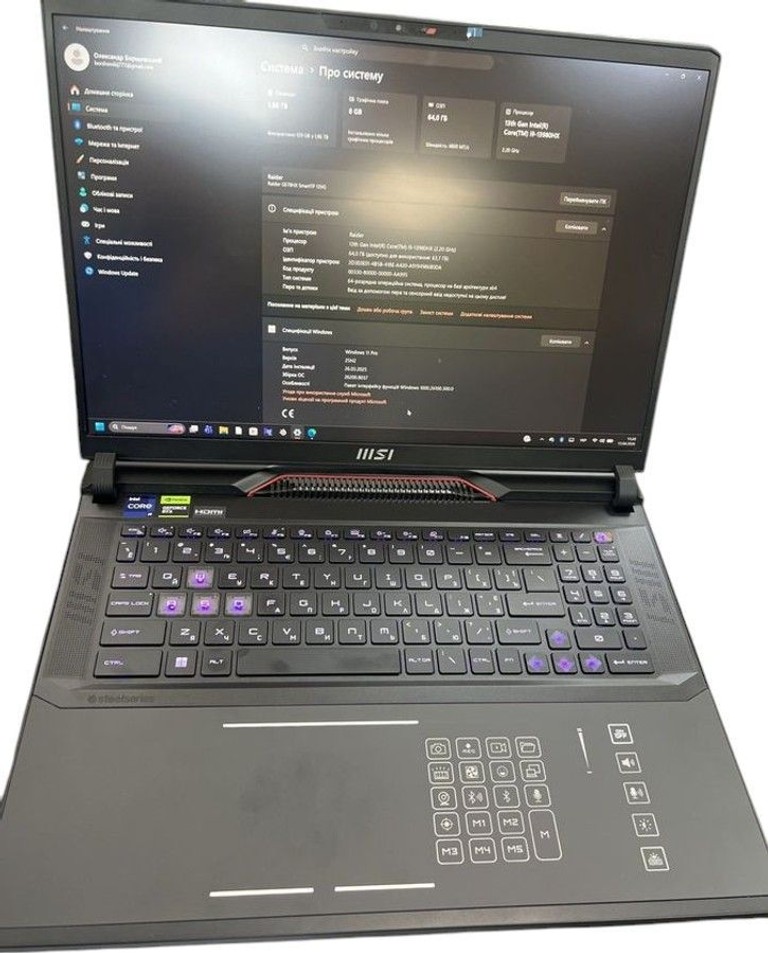 Купити Msi 17/core i9-13980hx ddr4/64gb ddr4/hdd *відсутній/ssd 2000 gb/geforce rtx4070 8gb Б/У
