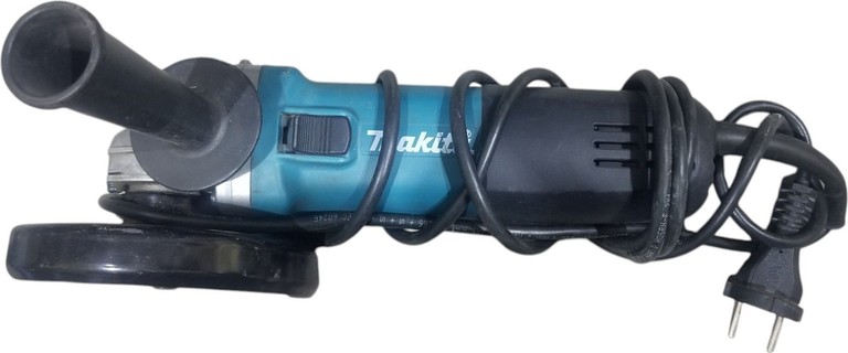 Купити Makita 9558HN Б/У