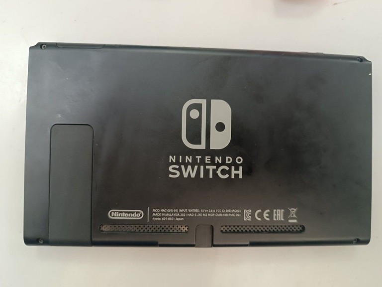 Купить Nintendo switch Б/У