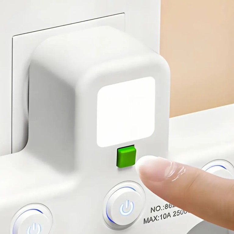 8625UL з нічником, 4 розетки + USB + Type-C (17559/MG) Білий Код:null. Зображення 7