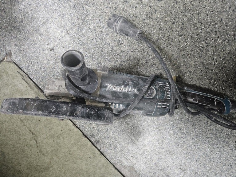 Дешиво Makita GA9020 с ломбарда