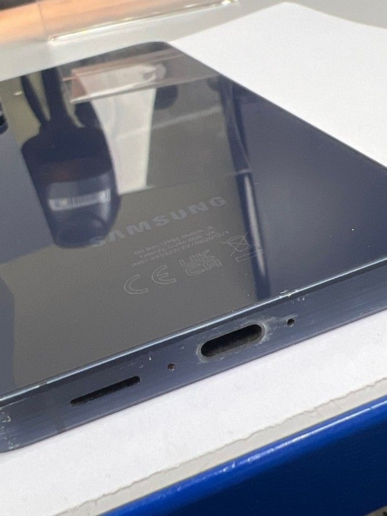 Дешиво Samsung galaxy a55 5g sm-a556b/ds 8/256gb с ломбарда