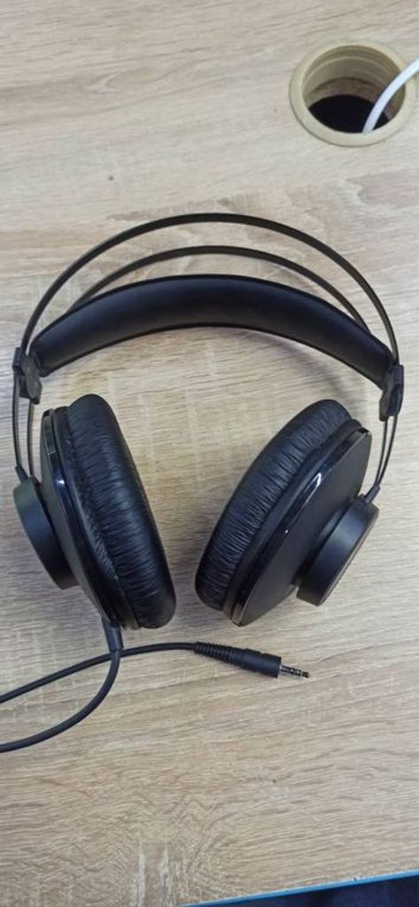 Оголошення Akg k52 Б/У