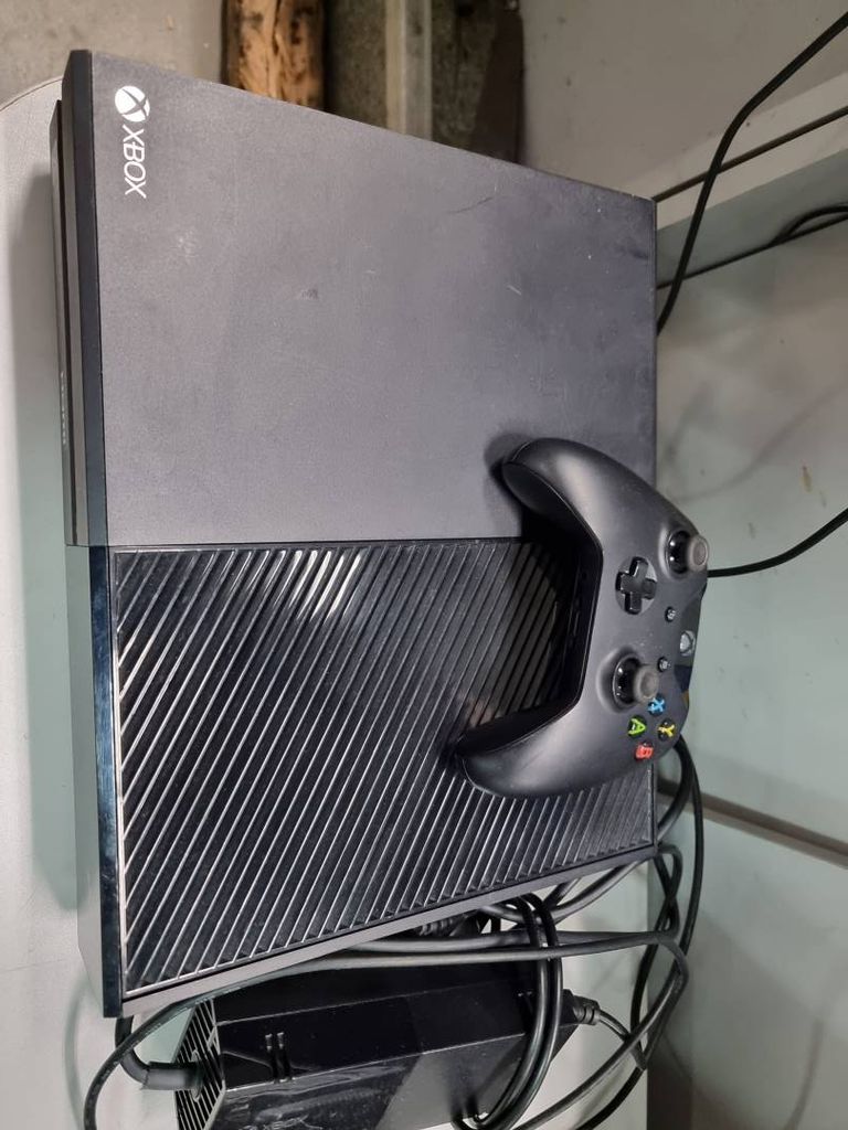 Microsoft Xbox One 1TB