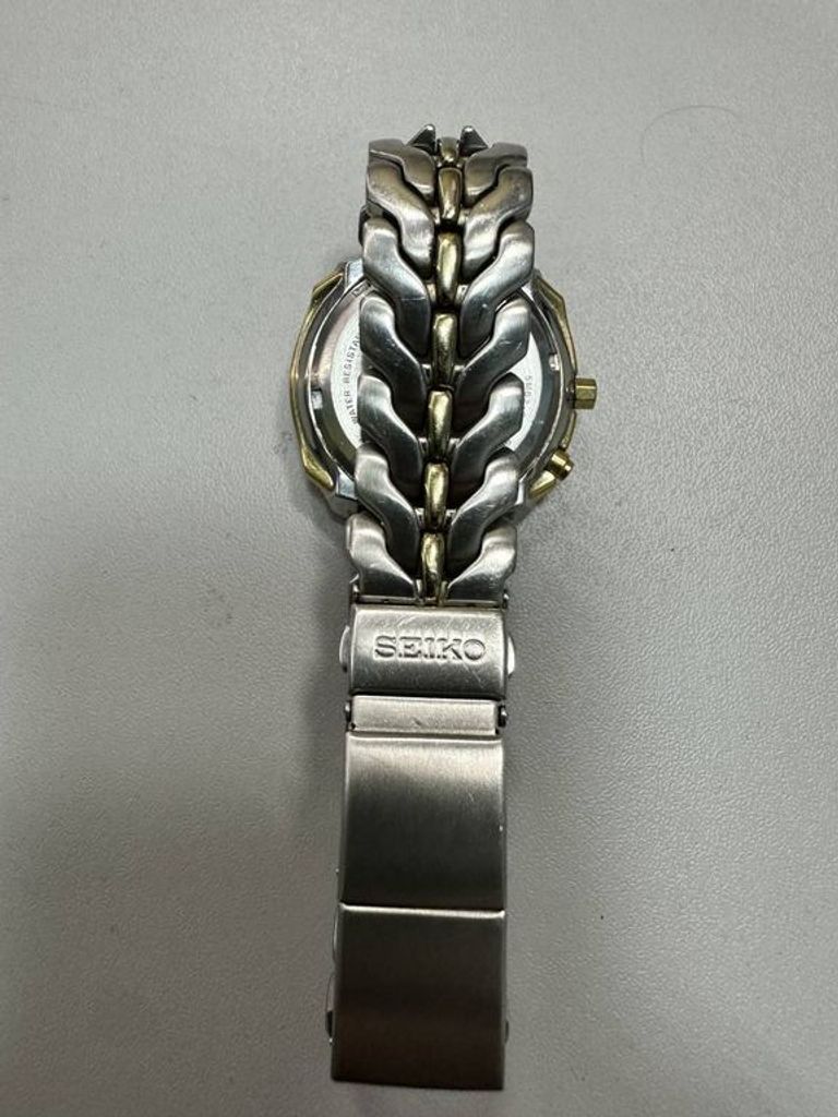 Seiko 5m62-0b50