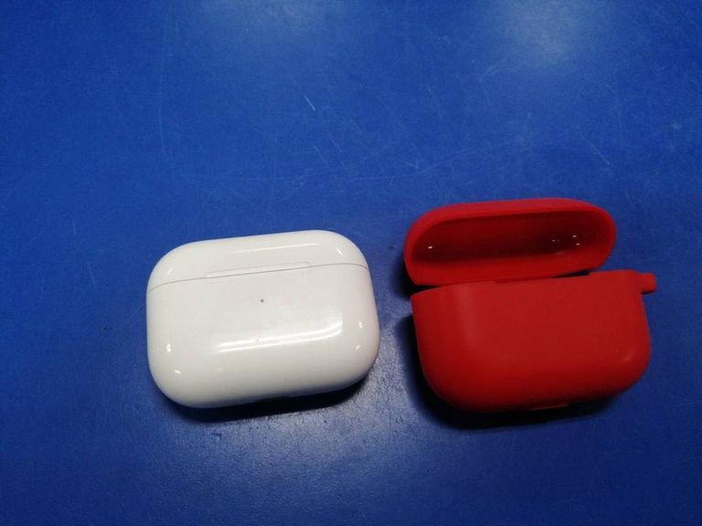 Apple airpods pro a2190,a2084+a2083 2019г