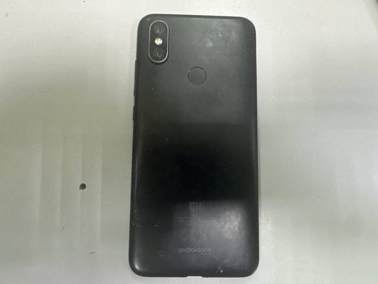 Оголошення Xiaomi Mi A2 4/64GB Black Б/У