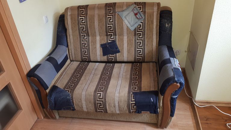 Купити Диван розкладний полуторний Б/У