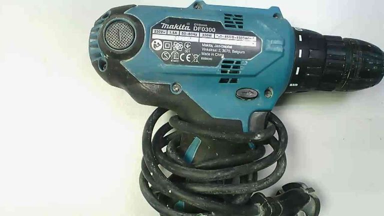 Makita DF0300