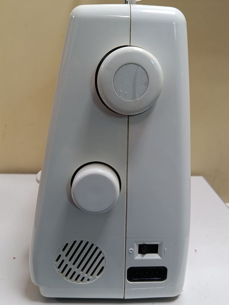 Розпродаж Minerva M832B, продавець Техноскарб