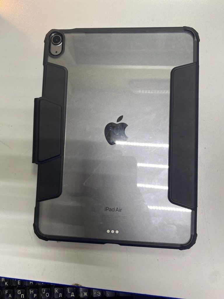 Купить Apple iPad Air 2022 Wi-Fi 256GB Blue (MM9N3) Б/У