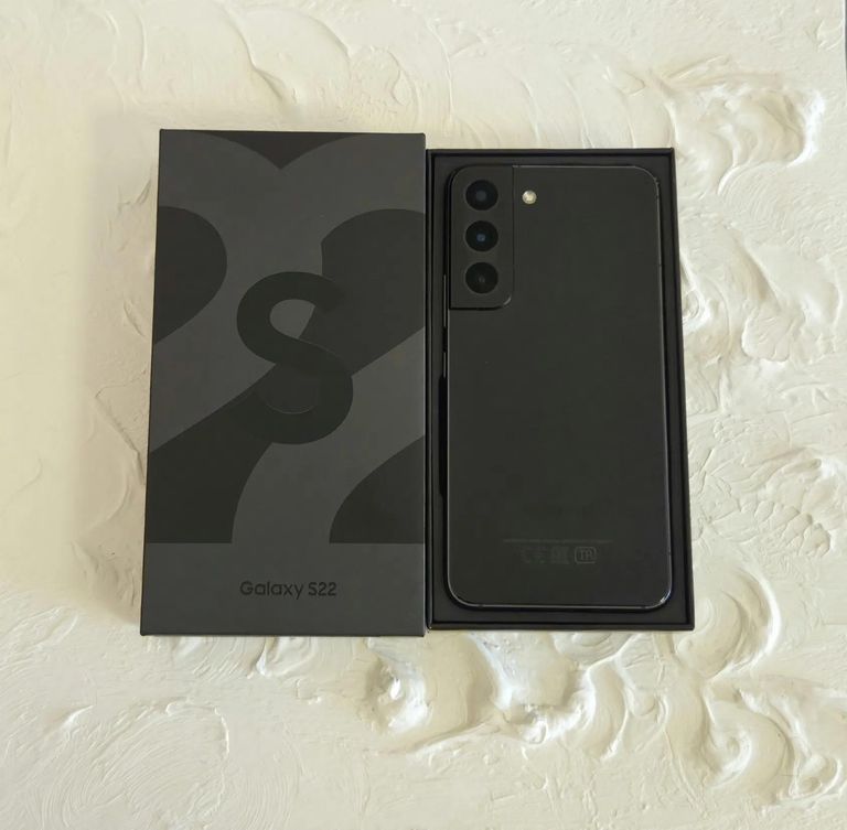 Оголошення Samsung Galaxy S22 8/256GB  Б/У