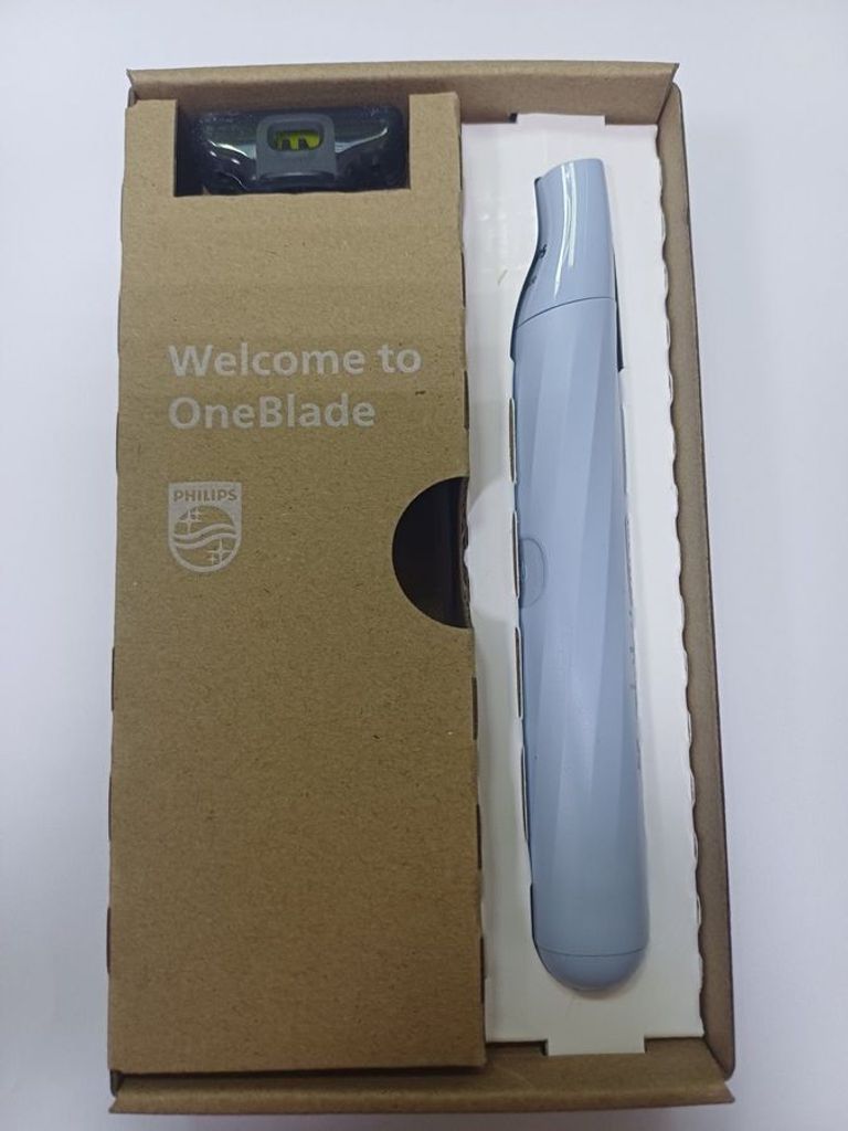 Купити Philips oneblade first shave qp1324/20 Б/У