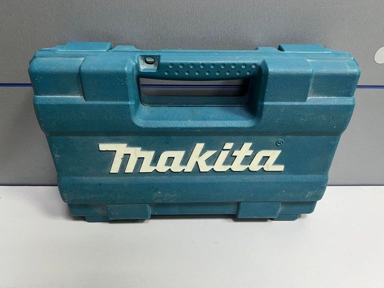 Купить Makita df001dw Б/У