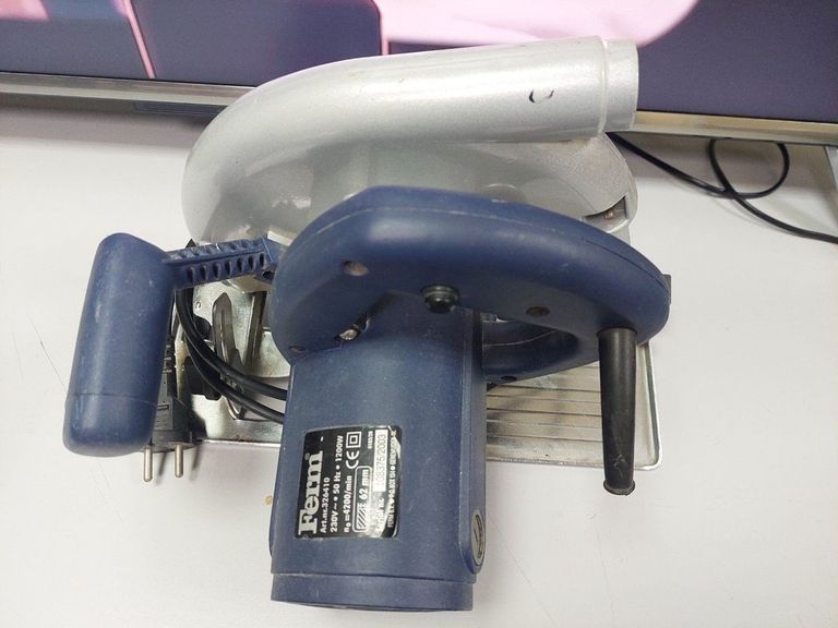 Дешево Ferm fks-180 з ломбарду