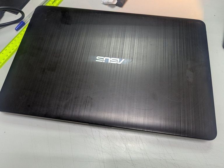 Распродажа Asus 15/celeron n3350 ddr3/4gb ddr3/hdd 400 gb/ssd *відсутній/*інтегрована, продавец Техноскарб