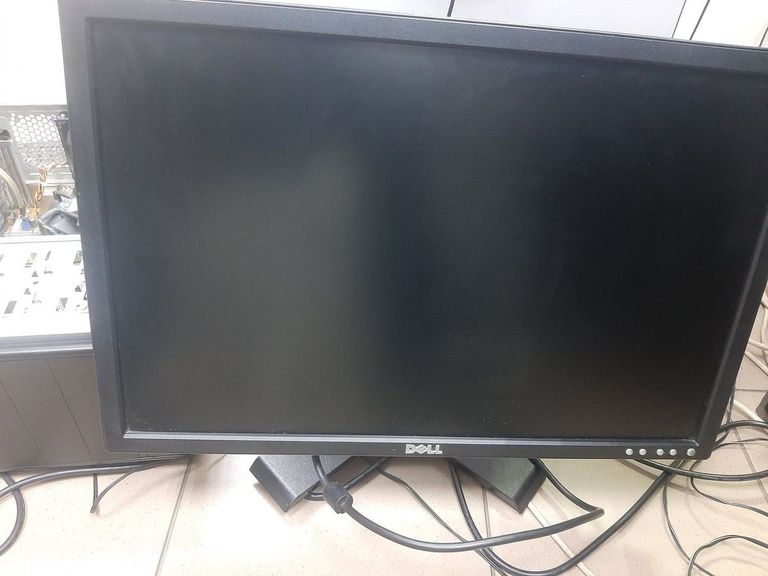 Купить Dell e228wfp Б/У