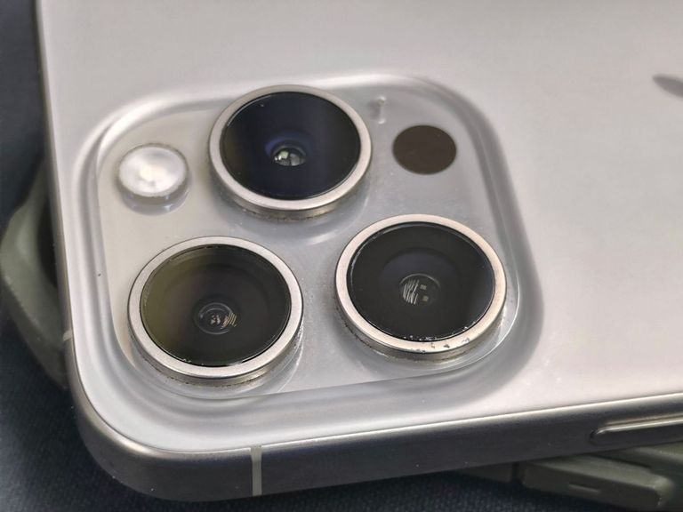 Apple iPhone 15 Pro 512GB White Titanium Код:01-200790944. Изображение 15