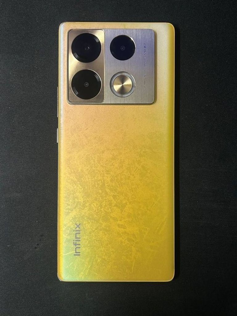 Купити Infinix Note 40 Pro 8/256GB Obsidian Black Б/У