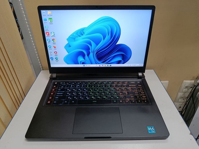 Купити Acer 15/core i7 9750h ddr4/16gb ddr4/hdd *відсутній/ssd 512 gb/geforce rtx2060 6gb Б/У