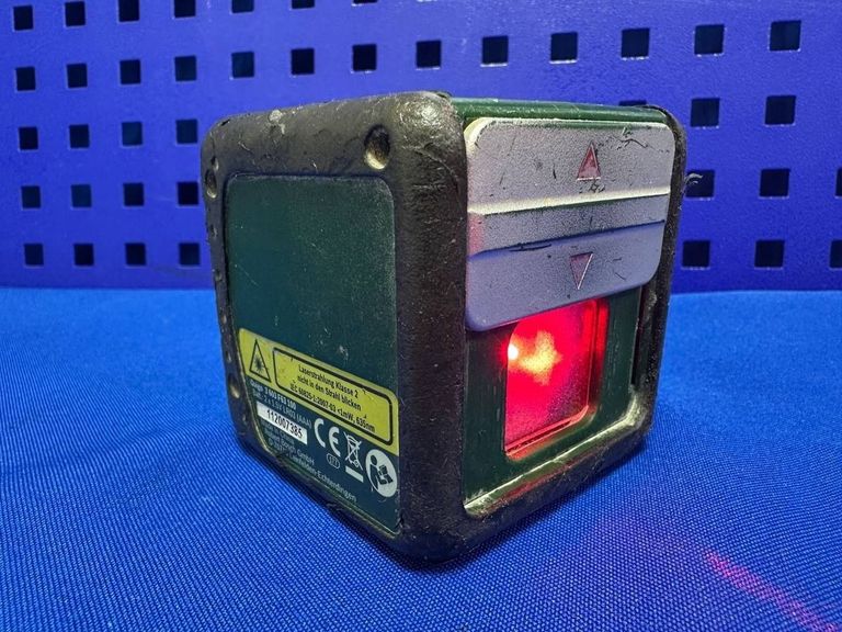 Дешево Bosch Quigo Green (0603663C01) з ломбарду