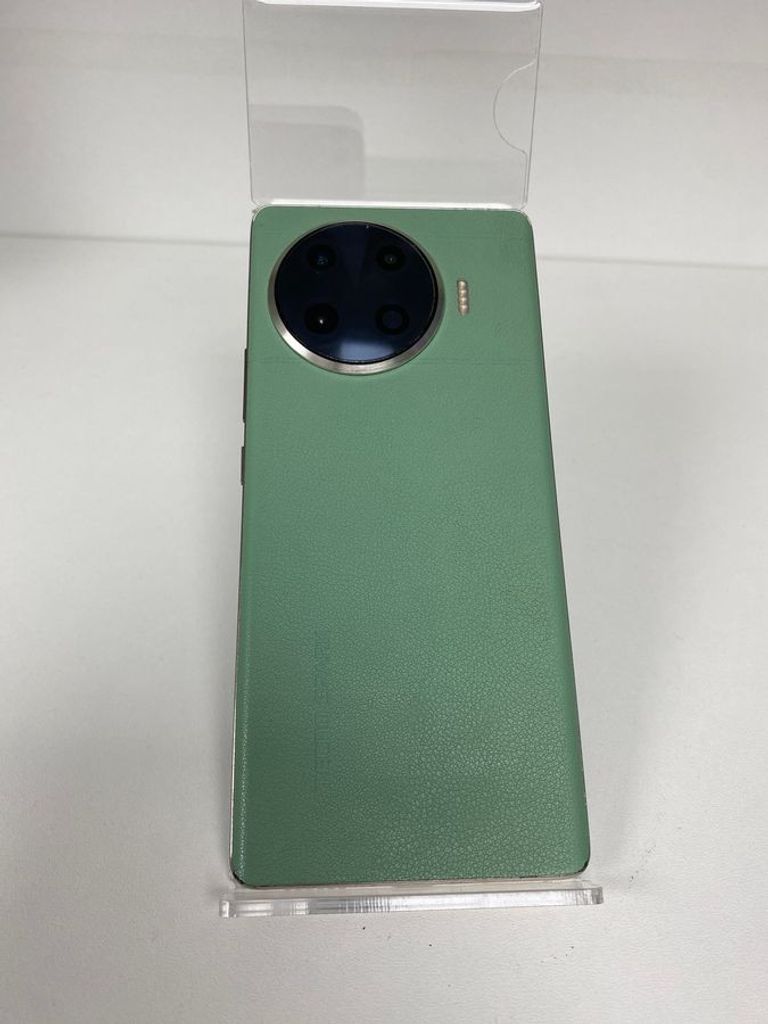 Дешево Tecno spark 20 pro+ 8/256gb з ломбарду