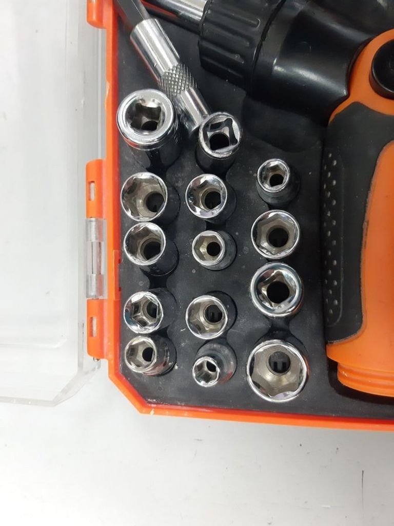 Дешево Montero без моделі з ломбарду